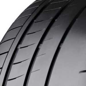 Bridgestone Potenza Race 245/35-R20 95Y